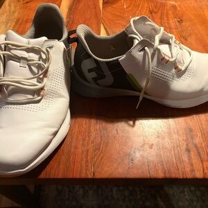 Footjoy golf shoes. 12w